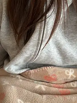 mayu06000 online show from February 17, 5:38 am