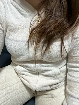 mayu06000 online show from February 8, 3:21 pm