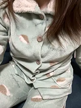 mayu06000 online show from March 14, 4:57 pm