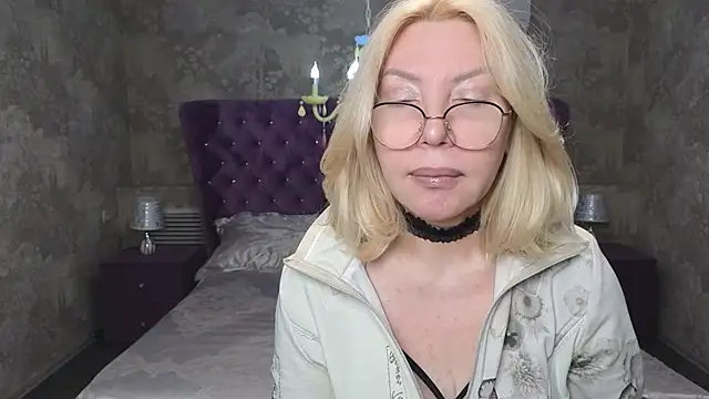 Wendy Waves online show from December 4, 11:53 am