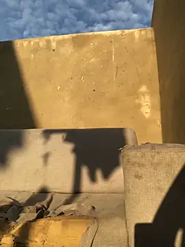 cuminsidebby online show from April 9, 5:20 am