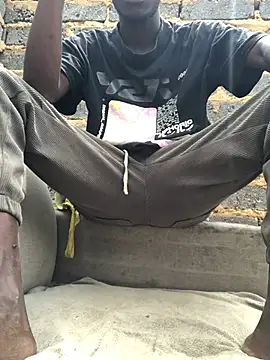 cuminsidebby online show from March 13, 10:20 am