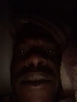 cuminsidebby online show from April 2, 3:46 am