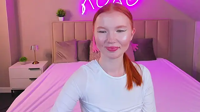 Snapshot of Anna_Patterson chatting on October 9, 10:38 am Anna Patterson online show from October 9, 10:38 am