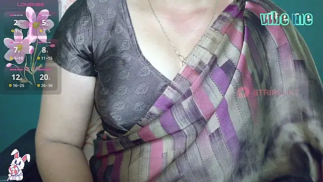 Snapshot of megHana_teLugGu chatting on September 20, 10:42 am megHana teLugGu online show from September 20, 10:42 am