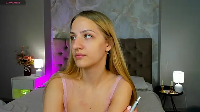 Luna Vibee online show from November 13, 11:14 am