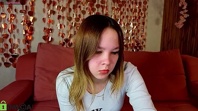 Snapshot of Lori_Blossom chatting on February 11, 9:42 am Lori Blossom online show from February 11, 9:42 am