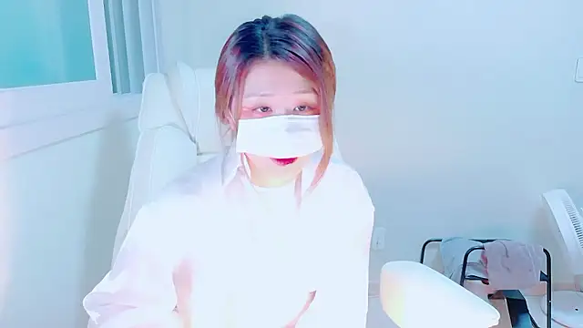 hyeony s96 online show from October 18, 12:18 pm