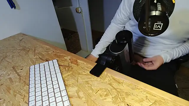 BenReich online show from November 14, 6:55 pm