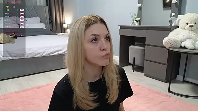 Snapshot of DariFlexy chatting on November 10, 12:59 am DariFlexy online show from November 10, 12:59 am