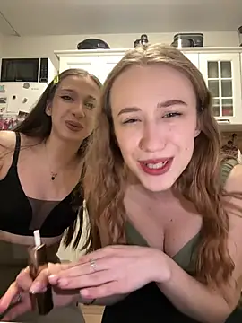 Snapshot of yourfavpsy_ chatting on February 20, 5:37 pm yourfavpsy online show from February 20, 5:37 pm