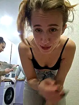 Snapshot of yourfavpsy_ chatting on November 7, 2:10 pm yourfavpsy online show from November 7, 2:10 pm