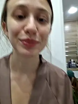 Snapshot of yourfavpsy_ chatting on November 17, 12:31 pm yourfavpsy online show from November 17, 12:31 pm