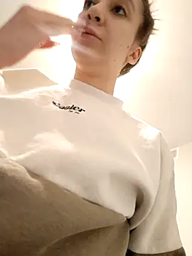 Snapshot of yourfavpsy_ chatting on November 29, 11:32 am yourfavpsy online show from November 29, 11:32 am