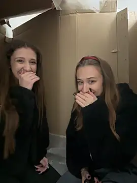 Snapshot of yourfavpsy_ chatting on November 27, 2:28 pm yourfavpsy online show from November 27, 2:28 pm