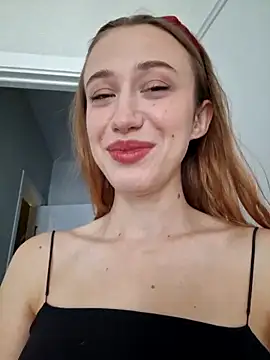 Snapshot of yourfavpsy_ chatting on November 1, 11:37 am yourfavpsy online show from November 1, 11:37 am