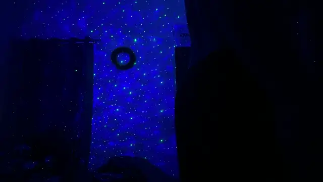 FitNhot sam online show from December 18, 6:12 pm