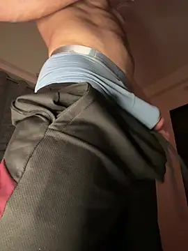 FitNhot sam online show from February 15, 6:29 pm