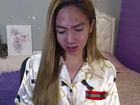urGoddessChloexxx online show from May 28, 5:30 pm