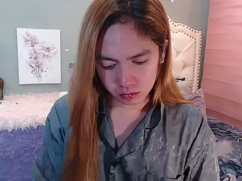 urGoddessChloexxx online show from March 14, 3:23 am