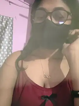 Snapshot of sexykrisha chatting on November 7, 12:26 am sexykrisha online show from November 7, 12:26 am