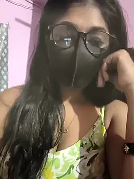 Snapshot of sexykrisha chatting on November 8, 1:09 am sexykrisha online show from November 8, 1:09 am