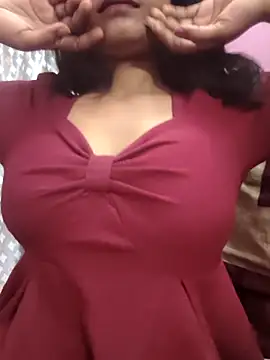 Snapshot of sexykrisha chatting on January 7, 2:16 am sexykrisha online show from January 7, 2:16 am