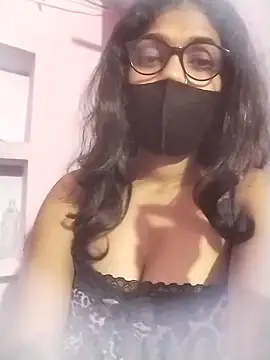 Snapshot of sexykrisha chatting on September 16, 12:33 am sexykrisha online show from September 16, 12:33 am