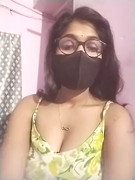 Snapshot of sexykrisha chatting on October 17, 12:47 am sexykrisha online show from October 17, 12:47 am