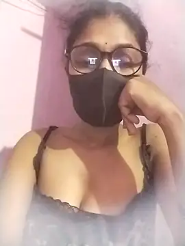 Snapshot of sexykrisha chatting on September 24, 12:18 am sexykrisha online show from September 24, 12:18 am