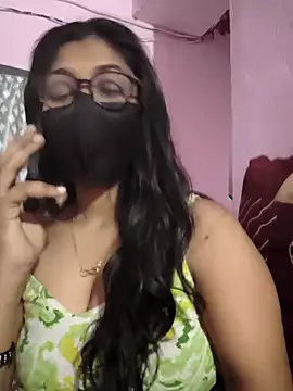 Snapshot of sexykrisha chatting on November 11, 3:45 am sexykrisha online show from November 11, 3:45 am