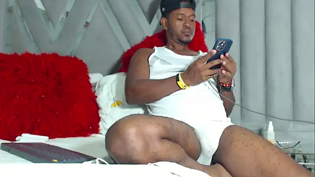 Snapshot of AndyCalifornia1 chatting on February 22, 8:21 pm AndyCalifornia1 online show from February 22, 8:21 pm