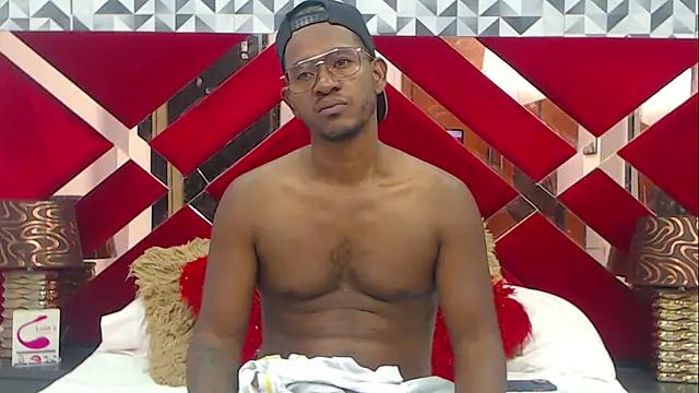 Snapshot of AndyCalifornia1 chatting on December 22, 10:54 pm AndyCalifornia1 online show from December 22, 10:54 pm