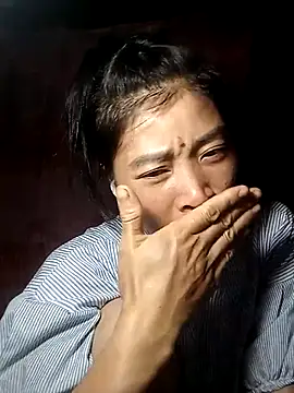 Snapshot of Phuongphuongg chatting on October 14, 1:56 pm Phuongphuongg online show from October 14, 1:56 pm
