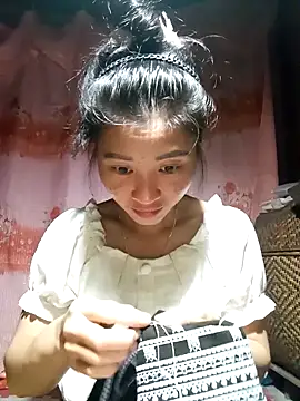Snapshot of Phuongphuongg chatting on September 27, 2:12 pm Phuongphuongg online show from September 27, 2:12 pm