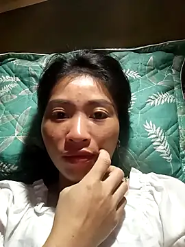 Snapshot of Phuongphuongg chatting on October 19, 1:03 pm Phuongphuongg online show from October 19, 1:03 pm