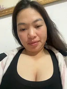 Snapshot of Nhung584 chatting on September 26, 12:12 pm Nhung584 online show from September 26, 12:12 pm