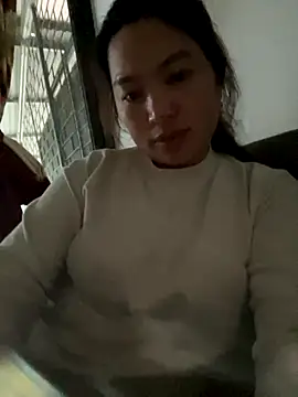 Snapshot of Nhung584 chatting on November 10, 9:58 am Nhung584 online show from November 10, 9:58 am