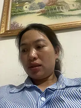 Snapshot of Nhung584 chatting on October 6, 1:01 pm Nhung584 online show from October 6, 1:01 pm