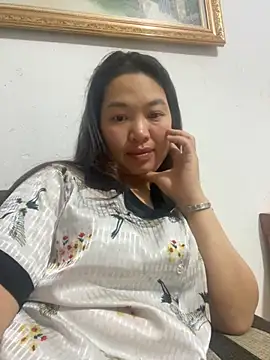 Snapshot of Nhung584 chatting on October 17, 11:56 am Nhung584 online show from October 17, 11:56 am