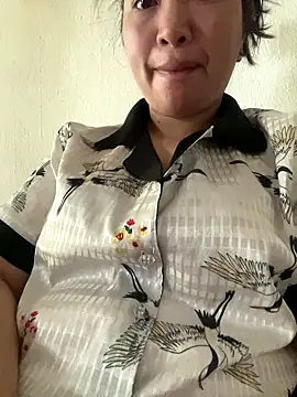 Snapshot of Nhung584 chatting on September 27, 12:17 am Nhung584 online show from September 27, 12:17 am