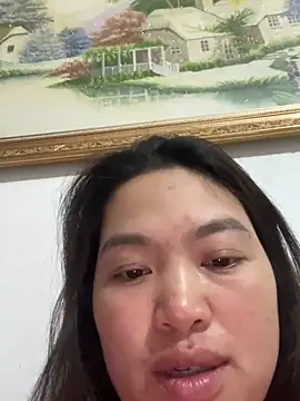 Snapshot of Nhung584 chatting on October 19, 1:25 pm Nhung584 online show from October 19, 1:25 pm