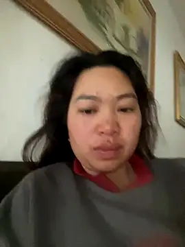 Snapshot of Nhung584 chatting on November 11, 12:05 am Nhung584 online show from November 11, 12:05 am