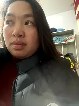 Snapshot of Nhung584 chatting on November 29, 1:33 pm Nhung584 online show from November 29, 1:33 pm