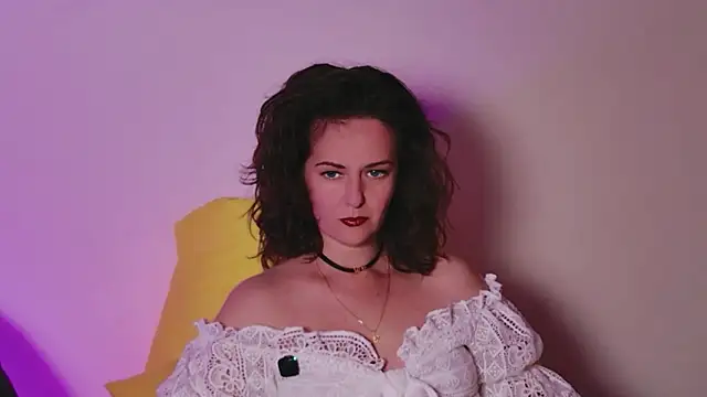 Witch in Silk online show from March 16, 5:26 pm