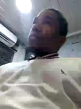 Snapshot of Yan_king1 chatting on September 24, 9:05 am Yan king1 online show from September 24, 9:05 am