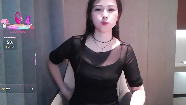 qinerOIO online show from September 9, 2:26 pm