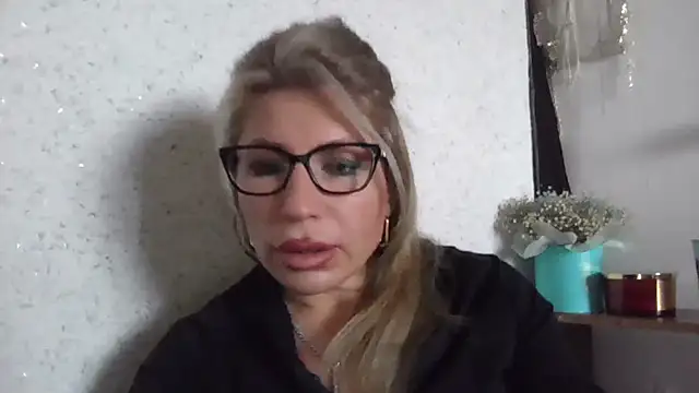 fox red lady7 online show from January 16, 10:41 am