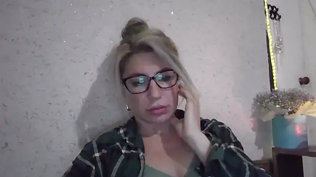 fox red lady7 online show from January 14, 4:21 pm