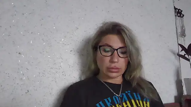 fox red lady7 online show from January 11, 7:37 am